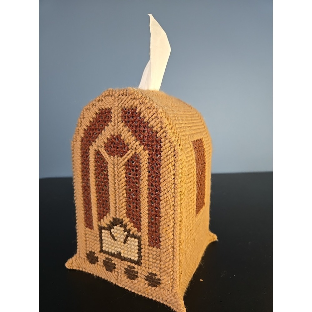 Retro Radio Shape Tissue Cover Box Practical and Cute Handmade - Picture 1 of 10